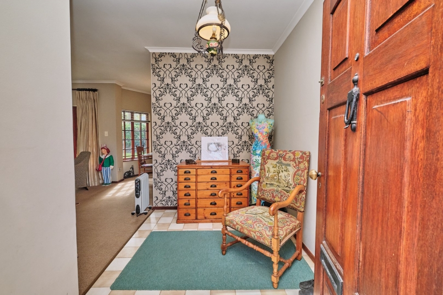 To Let 2 Bedroom Property for Rent in Wynberg Upper Western Cape